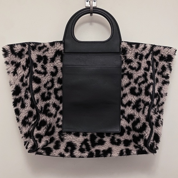 MaxMara Grace Reversible Black Grey Leopard Shearling Suede Leather Carryall Bag - Picture 6 of 10